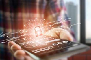 当微信聊天记录疑似被监控 风险认知与科技中介服务应对指南