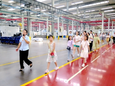 山东省大数据局潍坊行 数字强省建设观察团再出发，科技中介服务赋能产业升级